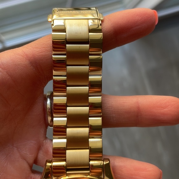 Michael Kors Slim Runway Bracelet Watch - Picture 5 of 10